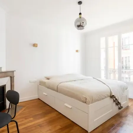 The Square, Paris-Asnieres, Private Apartment With Bedroom And Living Room Extérieur photo